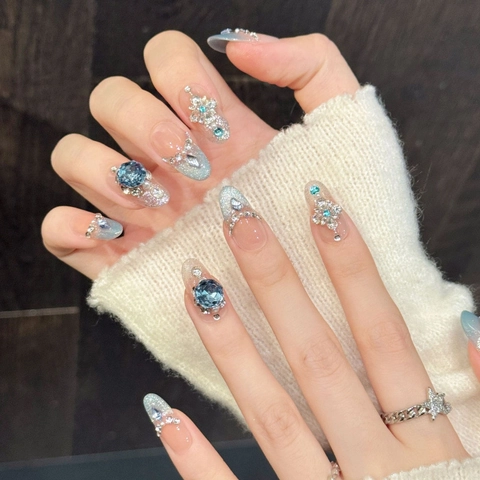 Handgefertigte Luxus Künstliche Fingernägel Rosa Blau Farbverlauf 3D Strass Schmetterling Künstliche Perle Full Cover Fake Nails
