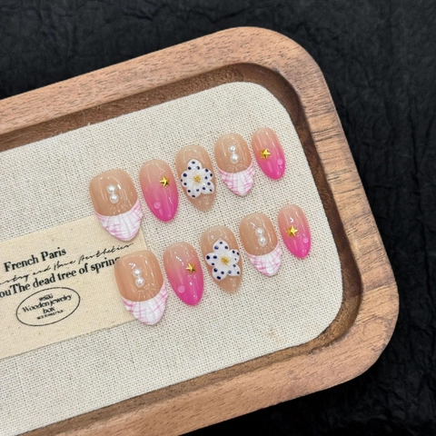 Handgefertigte Rosa Lila Verlauf Französisch Muschelmuster Aufdrucknägel Mit 3D Blumen Sternen Künstliche Perlen Mandel Kunstnägel