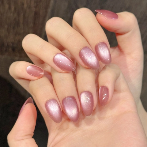Eleganti Unghie Finte Occhio di Gatto Rosa Cipria Set Unghie Magnetiche Forma Mandorla per Donna Manicure Quotidiana