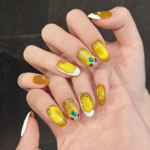 Unghie Finte Artigianali Lusso Giallo Oro Occhio Di Gatto Con Strass Design Francese Bianco Unghie Artificiali Per Donna
