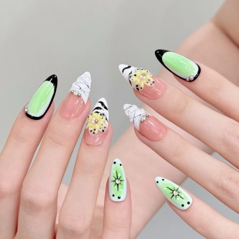 Unghie Finte a Mandorla Fatte a Mano Lunghe Albicocca Verde Zebra Stella Con Fiore 3D Strass Unghie Finte 3084