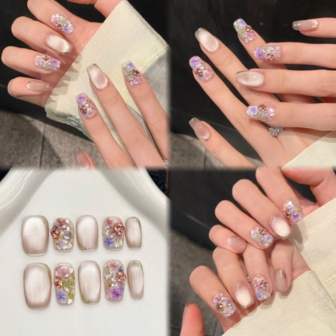 Unghie Finte Cat Eye Fatte a Mano Con Fiori Essiccati 3D Strass Bordo Dorato Eleganti Unghie Blush Per Donna Matrimonio