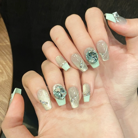 Minzgrün Katzenauge Künstliche Nägel Zum Aufdrücken Kurz Trapez Oval Form Leicht Luxus Strass Deko Handgefertigt Damen Nagelschmuck