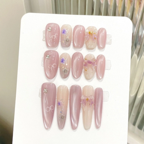 Unghie Finte Artigianali Occhio di Gatto Design 3D Fiori Secchi Farfalla Sfumatura Rosa Viola Unghie Riutilizzabili Donna