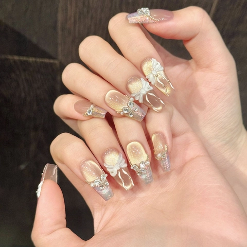 Unghie Finte Press On Artigianali Rosa Aurora Occhio Di Gatto Con Fiocco 3D Strass Künstliche Perle Lussuose Unghie Finte Da Donna