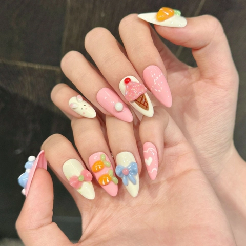 Handgefertigte 3D Relief Nägel Zum Aufpressen Süß Hase Schleife Eis Lange Mandel Künstliche Nägel Full Cover Set Damen
