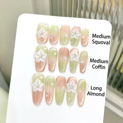 Unghie Finte Artigianali Sfumate Occhio di Gatto Con Fiori Bianchi 3D Perle Artificiali Strass Eleganti Per Donna