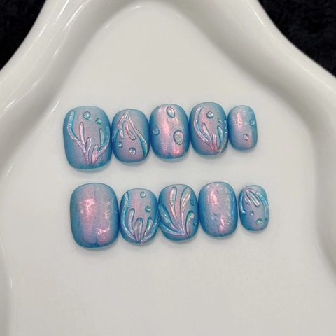 Unghie Finte Fatte a Mano Occhio di Gatto Blu Aurora Rilievo 3D Lacrime di Sirena Tonde Corte Unghie Decorative per Donna Manicure DIY