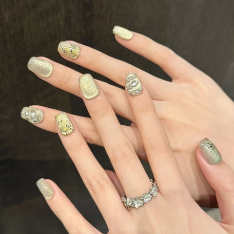Chinese Style Champagne Gold Cat Eye Press On Nails Bamboo Hand Painted Rhinestone Decor Short Square Round Fake Nails