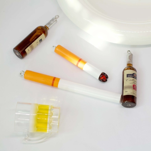 Funny Creative Resin Wine Bottle Cigarette Butt Beer Mug Pendants For Earrings DIY Jewelry Miniature Simulation Accessories