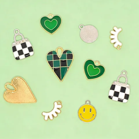Retro Legierung Emaille Herz Smiley Schachbrett Anhänger Für DIY Schmuckherstellung Halsketten Armbänder Zubehör Charms