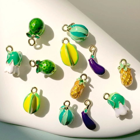 Dijes de Aleación de Esmalte Frutas Verduras para Bricolaje Pendiente Collar Joyería Fabricación Colgantes Simulados Col Berenjena Sandía