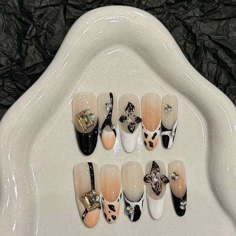 Handgemaakte Plaknagels Set 10Stuks Lange Amandelvorm Frans Zwart Luipaard Amber Vlinder Strass Luxe Vrouwen