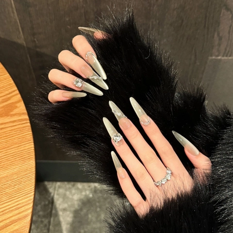 Handmade Long Stiletto Press On Nails Champagne Gold Cat Eye Design With Rhinestones Metal Chain Luxury Fake Nails For Women