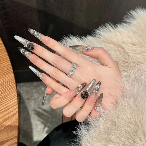 Luxury Handmade Stiletto Press-on Nails Silver Gray Cat Eye Gradient With Rhinestone Artificial Pearl Bow Decoration
