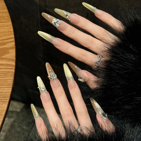 Handmade Cat Eye Press On Nails Long Stiletto Sunset Gradient Fake Nails With Heart Rhinestone Artificial Pearl For Women