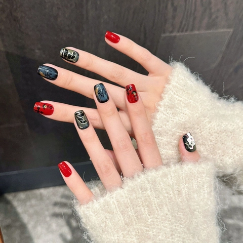 Uñas Postizas a Presión Hechas a Mano Conejo Animado Resina Brillante Rojo Negro Lámina de Oro Diseño para Mujer Fiesta
