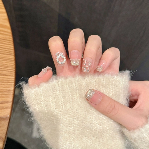 Handmade Gradient Pink Press On Nails With Artificial Pearl Rhinestone Bowknot Decor French Style Elegant Manicure Nails