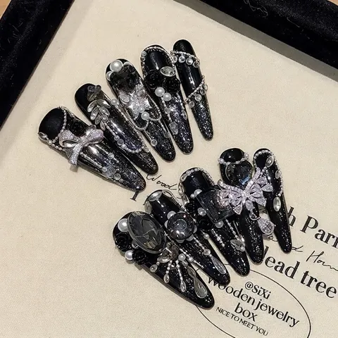 Uñas Postizas Hechas a Mano de Lujo Oscuro Negras Estilete Circonia Strass Mariposa 3D Rosa Gótica Uñas Largas