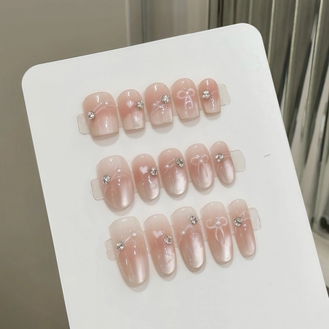 Handmade Gradient Cat Eye Press On Nails Blush Pink 3D Bow Heart Rhinestone Artificial Pearl Sweet Fashion Manicure For Women