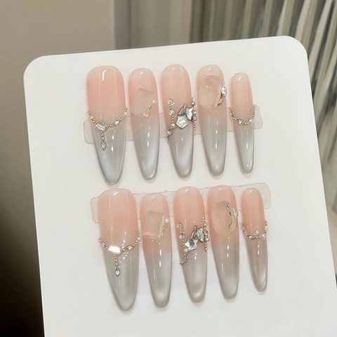 Uñas Postizas Hechas a Mano Efecto Ojo de Gato Piedra de Luna Degradado Rosa Gris Larga Forma Stiletto Perlas Artificiales Diamantes Imitación