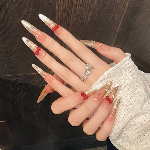 Unghie Finte Fatte a Mano Effetto Occhio di Gatto Francese Fiocco Rosso Cuore Design Strass Unghie Lunghe Per Donna