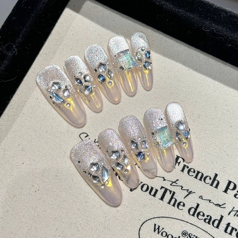 Handgefertigt Silber Farbverlauf Glitzer Künstliche Nägel Mit Strass Künstliche Perle Dekor Lange Oval Aurora Puder Damen