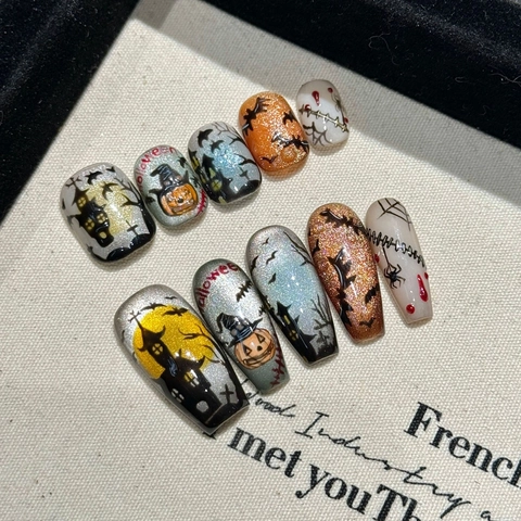 Halloween Handbemalt Künstliche Nägel Zum Aufdrücken Kürbis Fledermaus Spinnennetz Design Kurz Rund Medium Trapezoid Fake Nails