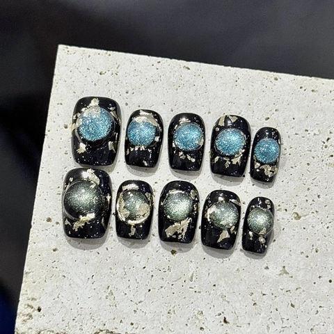 Handmade Black Press On Nails Featuring 3D Blue Green Cat Eye Bubbles And Gold Foil Accents Short Square Round Fake Nails