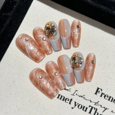 Coffee Brown Press On Nails 3D Rhinestones Artificial Pearls Elegant Marble Pattern Coffin Shape Handmade False Nails For Women