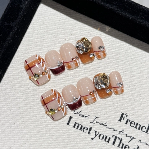 Handgemaakte Chocolade Ruitjes Kunstnagels Met Luxe Strass En Kunstparels Bordeaux Karamel Korte Vierkante Valse Nagels Voor Dames