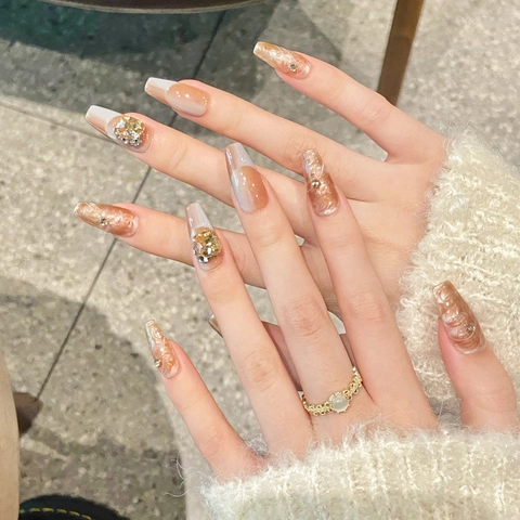 Coffee Brown Press On Nails 3D Rhinestones Artificial Pearls Elegant Marble Pattern Coffin Shape Handmade False Nails For Women