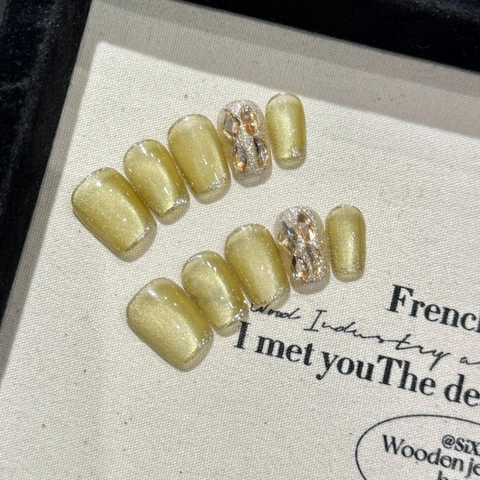 Faux Ongles Faits À La Main Oeil De Chat Avec Strass Vert Olive Or Brillant Gel Faux Ongles Pour Femmes Manucure Bijoux Ensemble