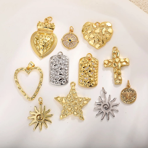 Colgantes de Cobre Chapado en Oro Vintage Corazón Cruz Sol Estrella Para Joyería DIY Con Zirconia Solo Colgante