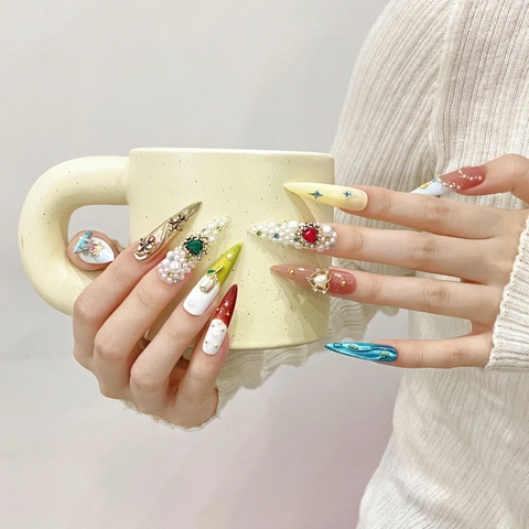 Handmade Luxury Long Stiletto Press On Nails With Artificial Pearl Rhinestone Alloy Butterfly Decor Vintage Fake Nails For Women