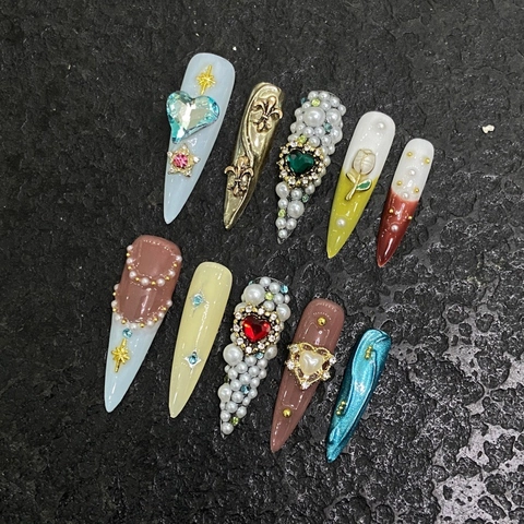 Handmade Luxury Long Stiletto Press On Nails With Artificial Pearl Rhinestone Alloy Butterfly Decor Vintage Fake Nails For Women