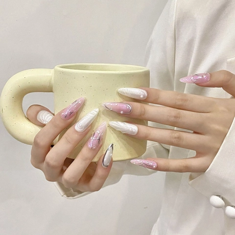 Faux Ongles à Coller Oeil de Chat Fait Main Avec Künstliche Perle Strass Design H Argent Rose Blanc Longs Stiletto Femmes