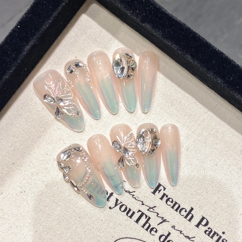 Handmade Aurora Butterfly Luxury Press On Nails Rhinestone Pearl Fairy Long Stiletto Nail Tips For Women Elegant Manicure Decor