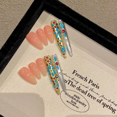 Vintage Palace Extra Long Stiletto Press On Nails Luxury Gold Silver Floral Rhinestone Resin Handmade Decorative False Nails