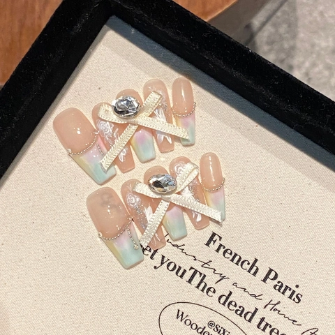 Handgefertigte Französische Künstliche Nägel Mit 3D Schleife Glitzer Strass Elegant Lange Sargform Falsche Nägel Damen