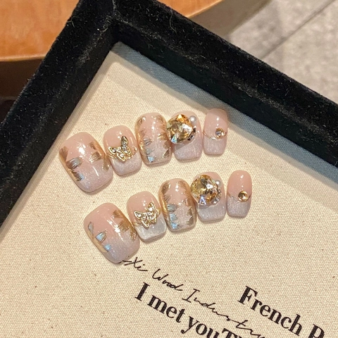 Handmade Press-on Nails Pink Gradient 3D Metal Butterfly Rhinestone Gold Foil Reusable Short Square Manicure Set For Women