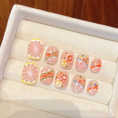 Faux Ongles à Coller Faits à la Main Motif Fruits Relief 3D Pamplemousse Citron Ongles Courts Ronds Pour Femmes Décor Ongles