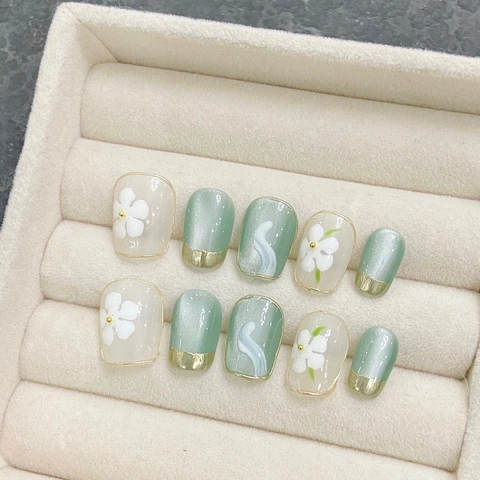 Uñas Postizas Hechas a Mano Diseño Francés Verde Salvia Ojo de Gato Con Flores 3D para Mujer Manicura Elegante de Verano