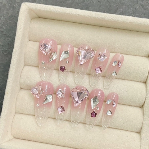 Unghie Finte da Incollare Fatte a Mano con Sfumatura Rosa e Strass Punta Rotonda Semplice Cuore Set per Donna Decorazione Fai da Te