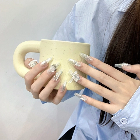 Unghie Finte a Pressione Bara Lunga Fatte a Mano Glitter Farfalla Decorazioni Fiocco 3D Lusso Stile Fata Unghie Artificiali per Donna