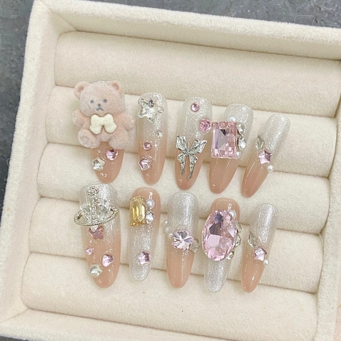 Unghie Finte Artigianali 3D Orso Farfalla Perla Rosa Sfumato Ovale Lunga Lusso Strass Unghie Finte per Donna