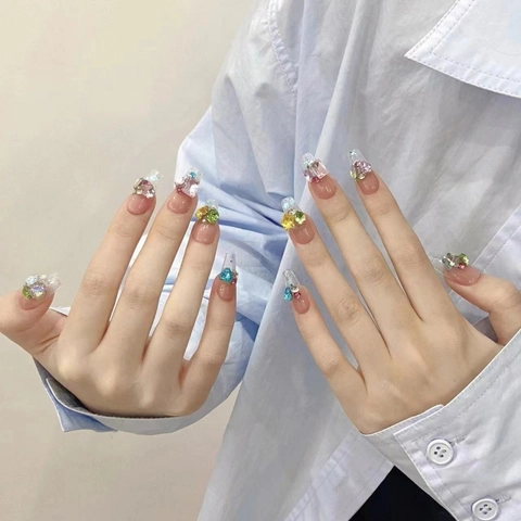 Set di Unghie Finte Fatte a Mano Con Strass Colorati e Glitter Forma a Bara Unghie Lunghe da Donna Manicure di Lusso