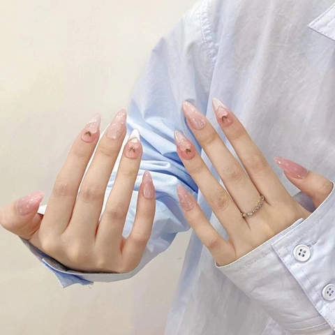Handgefertigte Künstliche Nägel Rosa Pfirsich Verlauf Mandelform 3D Schmetterling Dekor Glänzende Falsche Nägel Für Damen