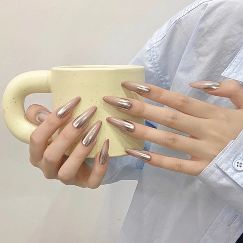 Uñas Postizas a Presión de Almendra Extra Largas Hechas a Mano Degradado de Cromo Metálico Efecto Espejo para Mujer Fiesta