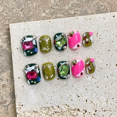 Set Unghie Finte a Pressione Fatte a Mano Rosa Verde Farfalla Strass Künstliche Perle Decorazione Unghie Artificiali Quadrate Rotonde Corte per Donna